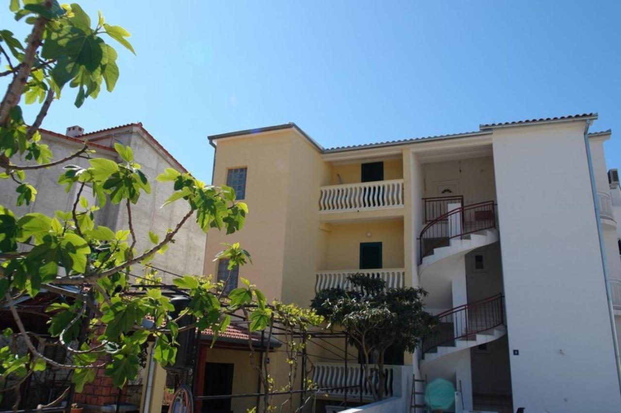 Apartments Selma Biograd Na Moru Exteriör bild